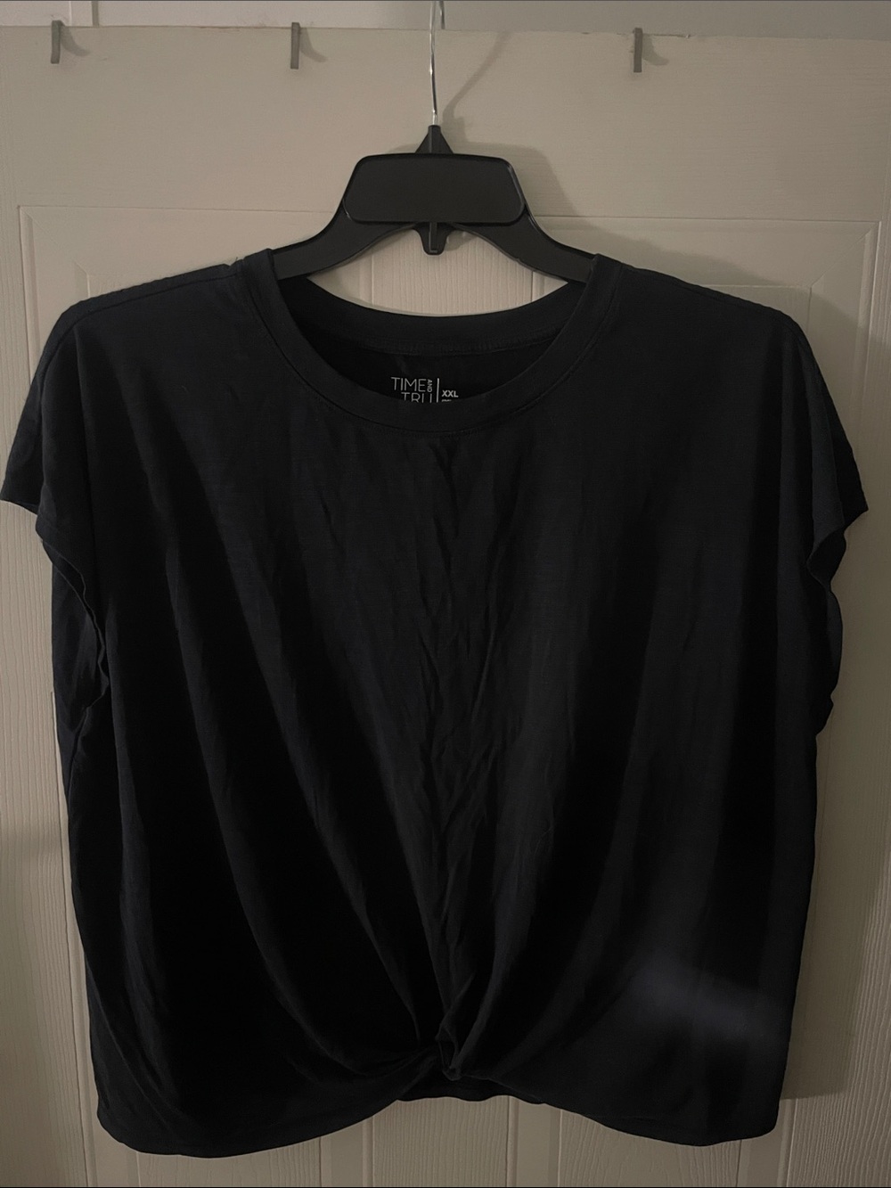 Time and Tru Black Short-Sleeve Twist-Front Tee